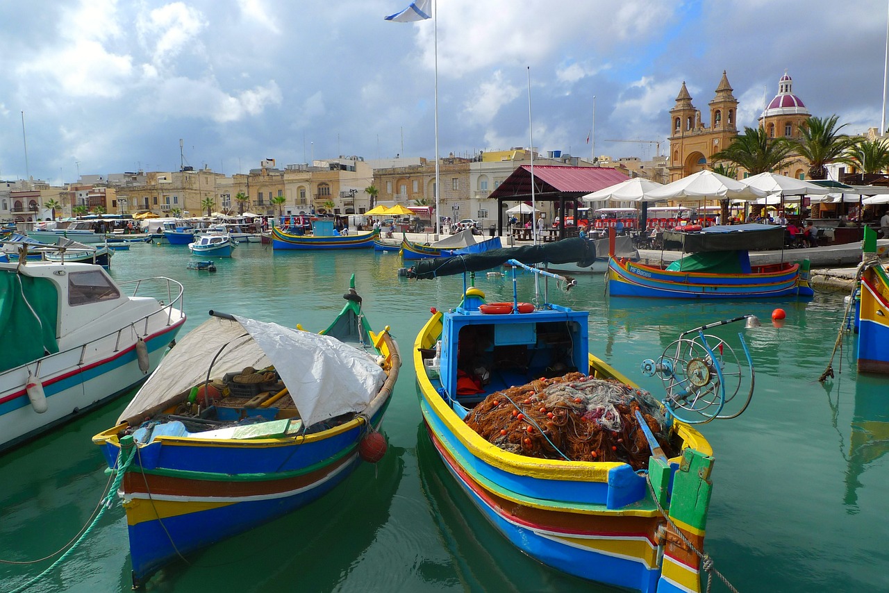 visit marsaxlokk